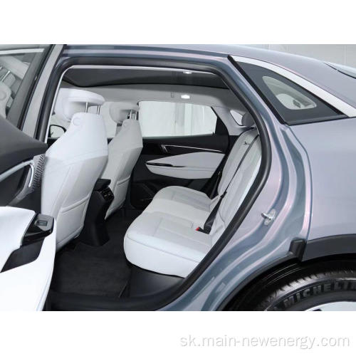 Luxusný dizajn elektrické vozidlo EV E4 620 km AWD FF LFP ternárna lítiová batéria